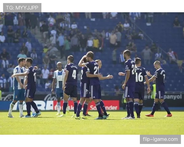 西甲欧战席位争夺白热化，多队激战至最后一刻