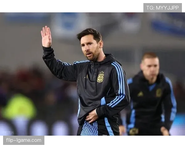 梅西加冕足坛历史最佳球员，破纪录成就引全球热议